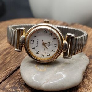 B2731 carriage indiglo watch vintage time piece needs batteries‎